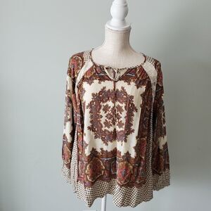 Umgee Women's Long Sleeve V Neck Boho Top Size Small